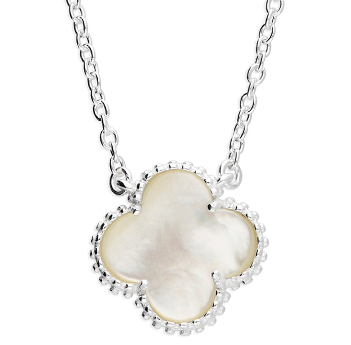 Whisper clover necklace