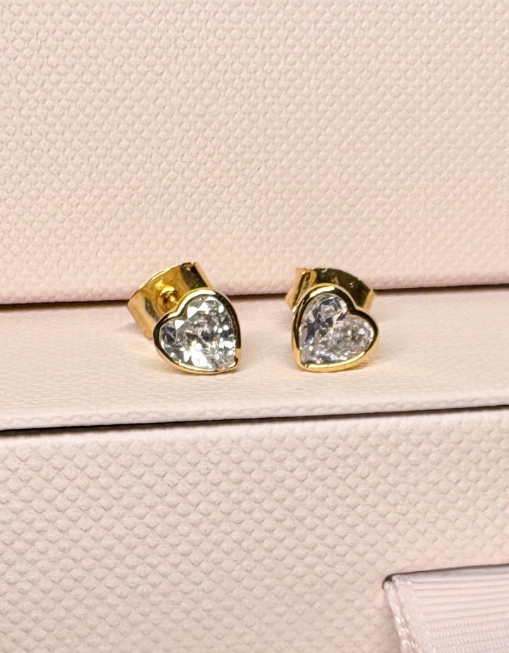 Hearts of gold studs